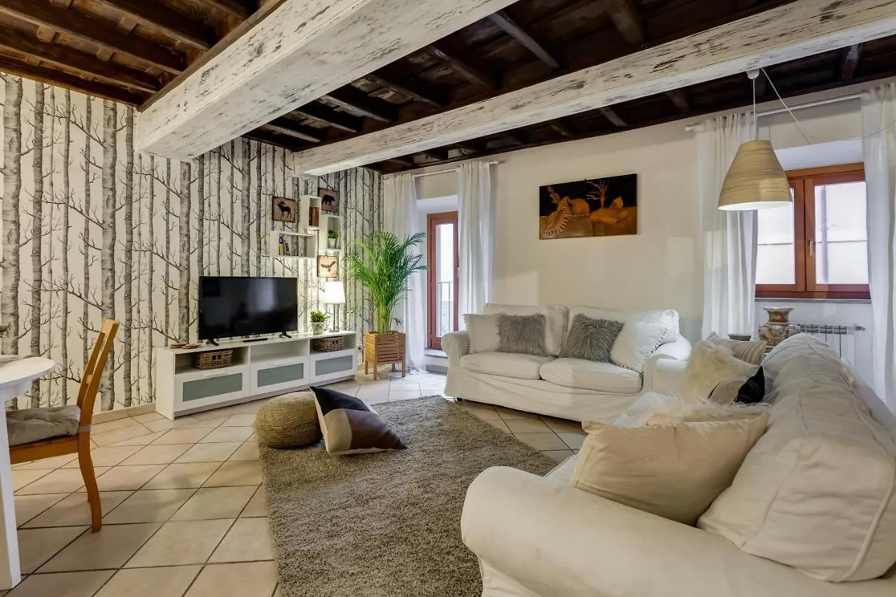 Trevi Fountain Apartment Rome