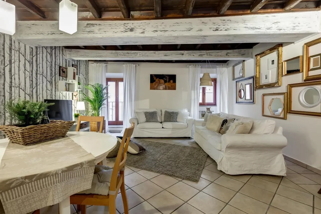 Trevi Fountain Apartment Roma